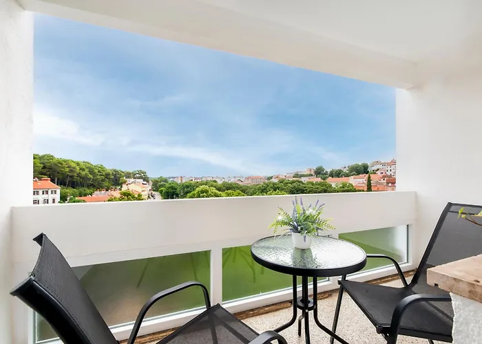 Arena Parkside Residence